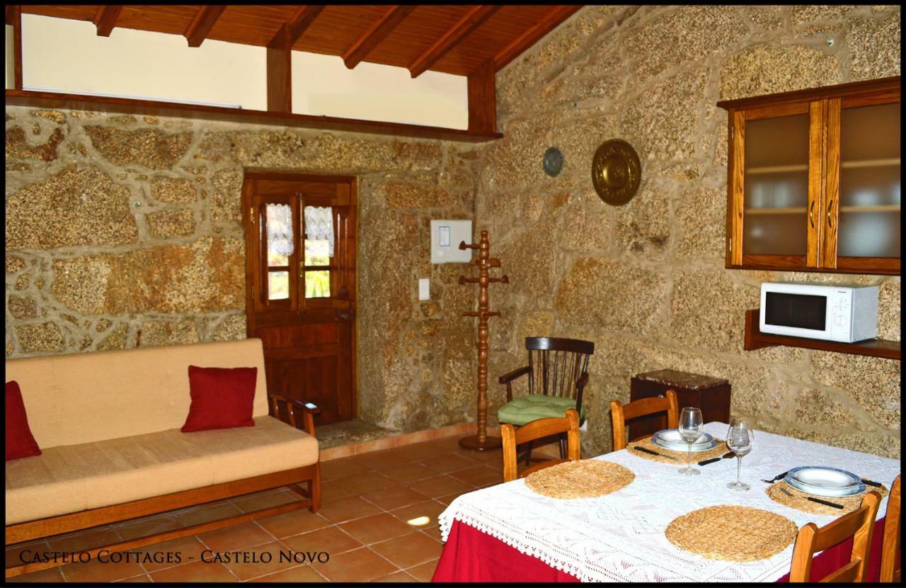 Castelo Cottages Castelo Novo Esterno foto