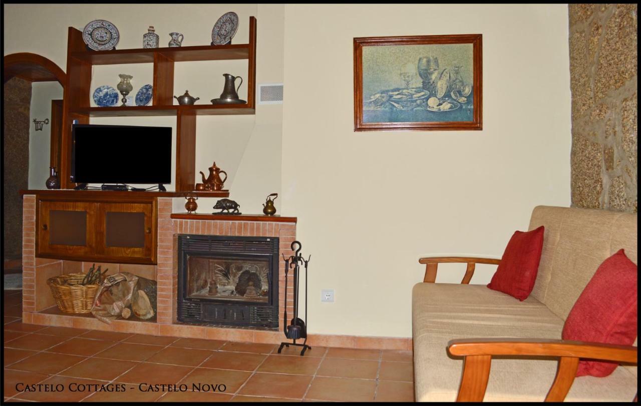 Castelo Cottages Castelo Novo Esterno foto